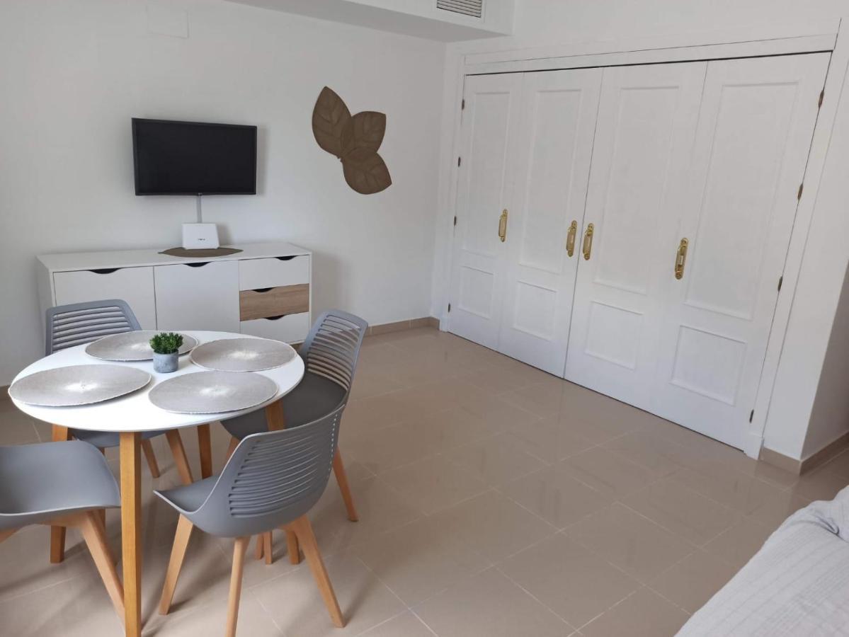 Apartamento Flores De Santiago Jerez de la Frontera Luaran gambar