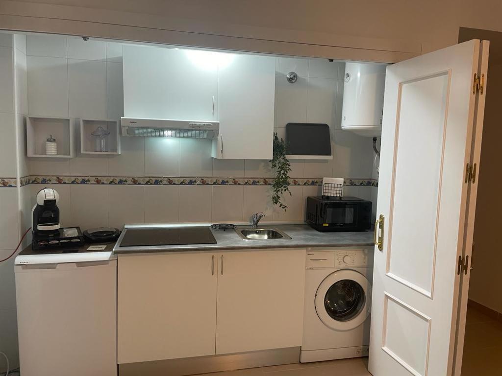 Apartamento Flores De Santiago Jerez de la Frontera Luaran gambar